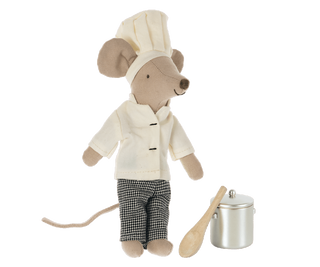 Chef mouse w. soup pot and spoon